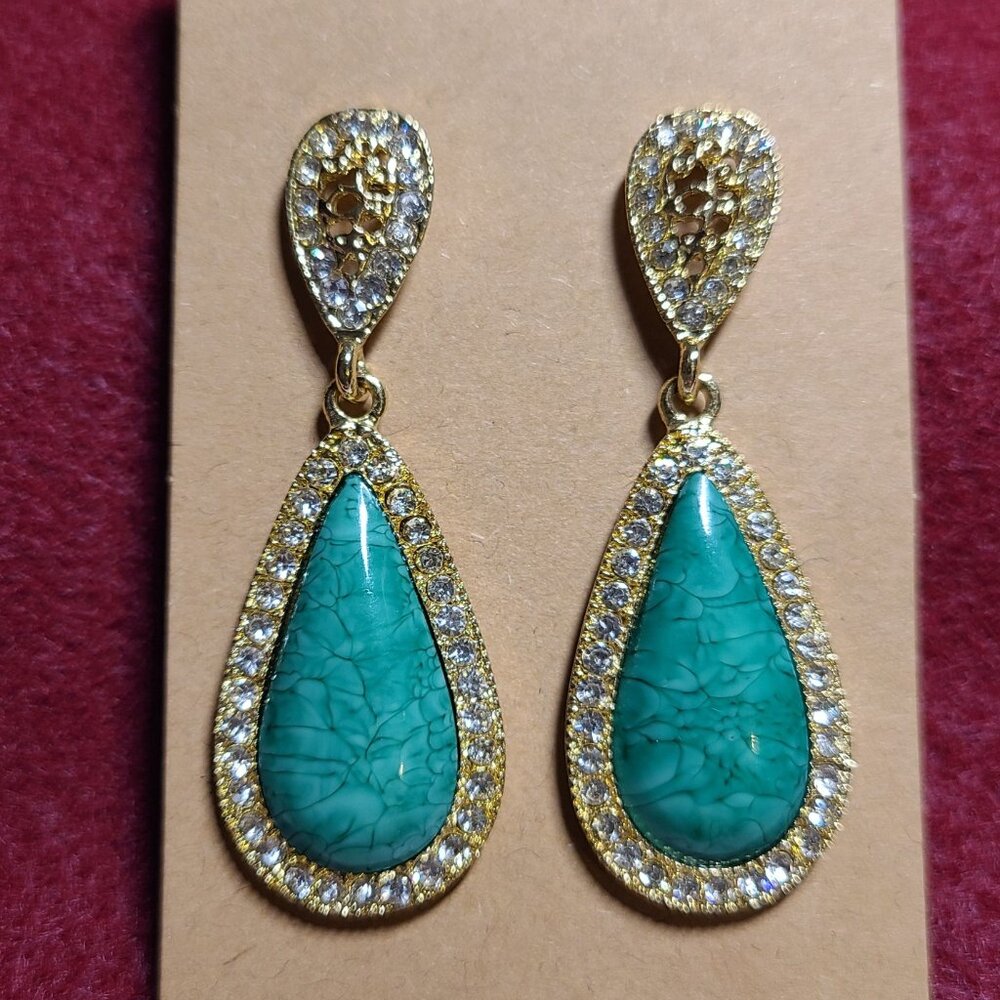 Amrita Singh Earrings Teardrop Dangle Gold Tone